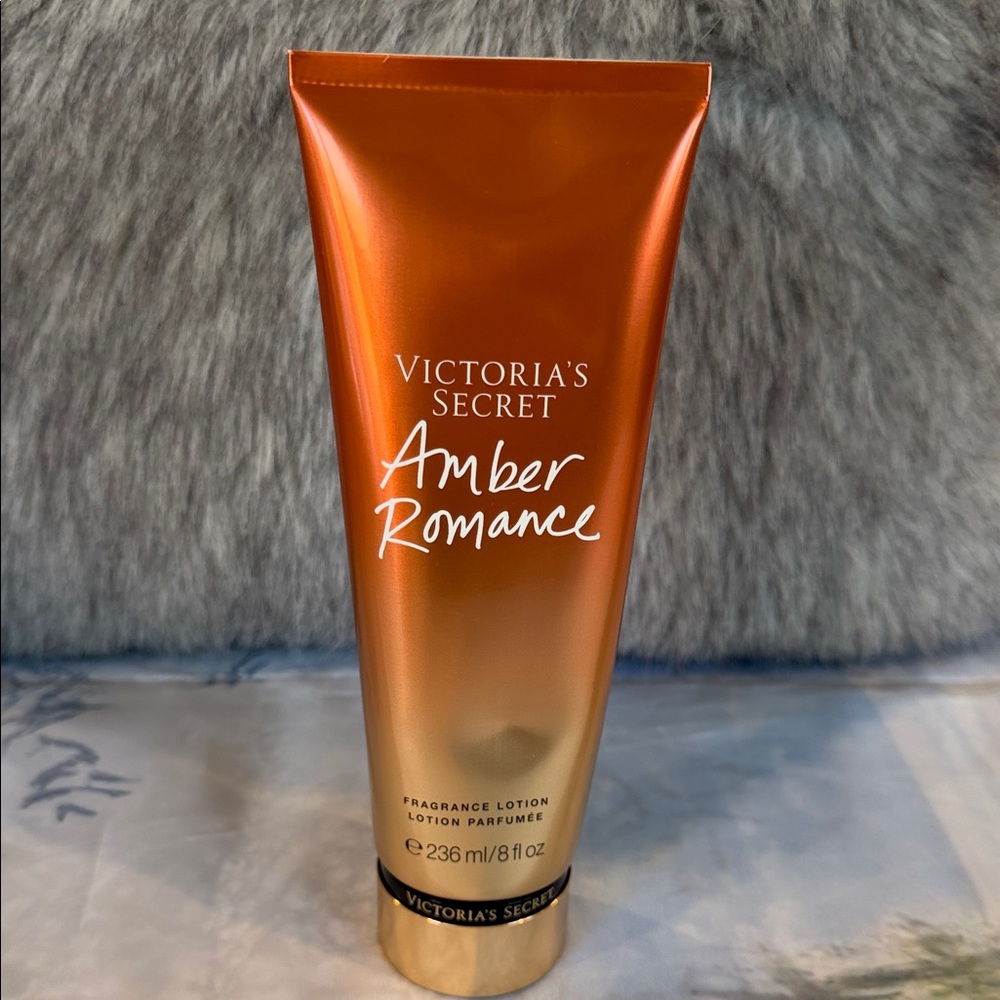 NWT Victoria's Secret Amber Romance Fragrance Lotion